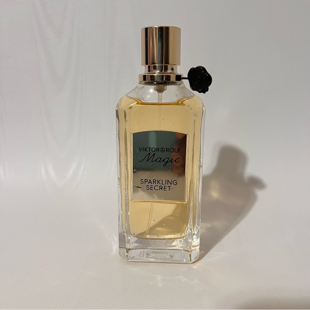 MAGIC SPARKLING SECRET
Eau de Parfum